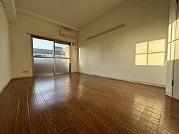 フロレゾン庚午北 6階1Kのリビング/ダイニング