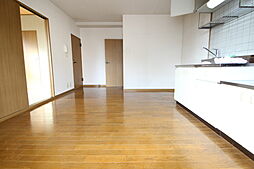 JUSSEマンションII 1階3LDKのリビング/ダイニング