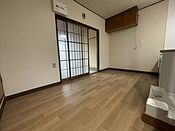居間