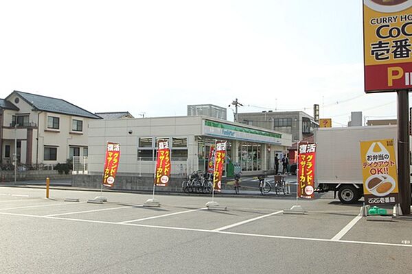 画像17:コンビニ「ファミリーマート西原八丁目店まで208ｍ」