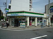 コンビニ「ファミリーマート橋本町店まで53ｍ」
