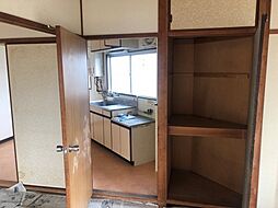 居間