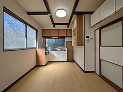 居間