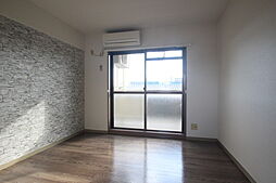 レジェンド五日市八幡 3階ワンルームのリビング/ダイニング