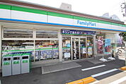 コンビニ「ファミリーマート広島緑井店まで122ｍ」