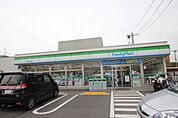 コンビニ「ファミリーマート八幡東二丁目店まで82ｍ」