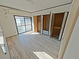 グリーンパーク大芝 2階1Kのリビング/ダイニング