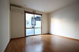 ディアハイム江波 1階1Kのリビング/ダイニング