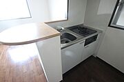※掲載写真は同マンション別部屋参考写真となります。