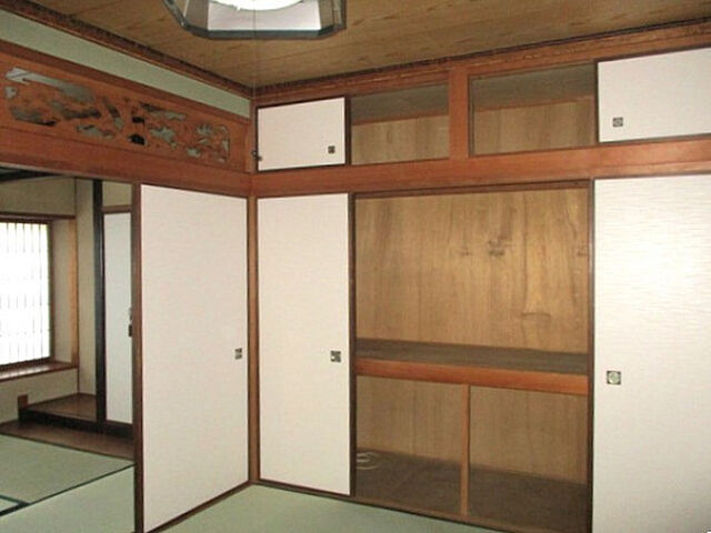 収納