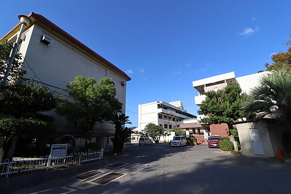 画像15:小学校「広島市立矢野西小学校まで1496ｍ」