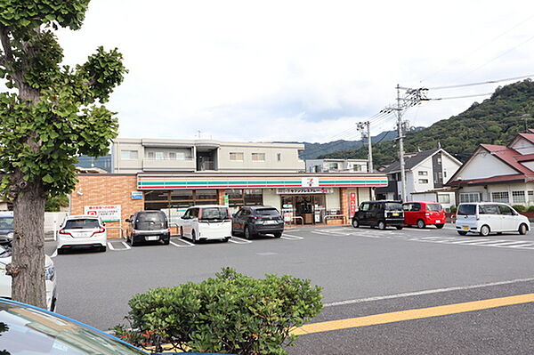 画像14:コンビニ「セブンイレブン東広島西条下見北店まで477ｍ」