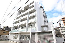 STEP  ｜ 広島県広島市西区中広町2丁目（賃貸マンション1R・3階・34.38㎡） その1