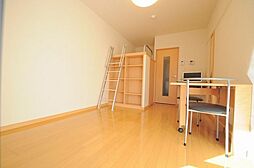 レオパレスラルク 1階1Kのリビング/ダイニング