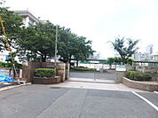 中学校「広島市立中広中学校まで1679ｍ」