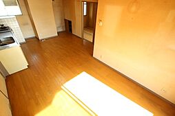 海老園春秋マンション 3階5LDKのリビング/ダイニング