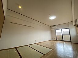 コンポーゼ庚午北 5階1Kのリビング/ダイニング