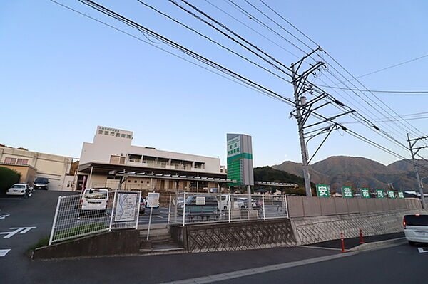 画像19:病院「広島市医師会運営・安芸市民病院まで1706ｍ」
