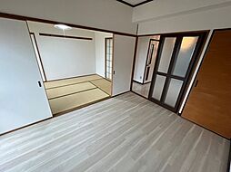 居間