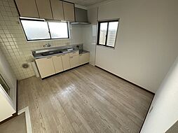 メゾン・ドウエスト 3階2DKのリビング/ダイニング