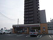 コンビニ「セブンイレブン広島己斐本町店まで109ｍ」