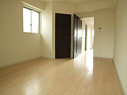 グランリエール 4階1Kのリビング/ダイニング