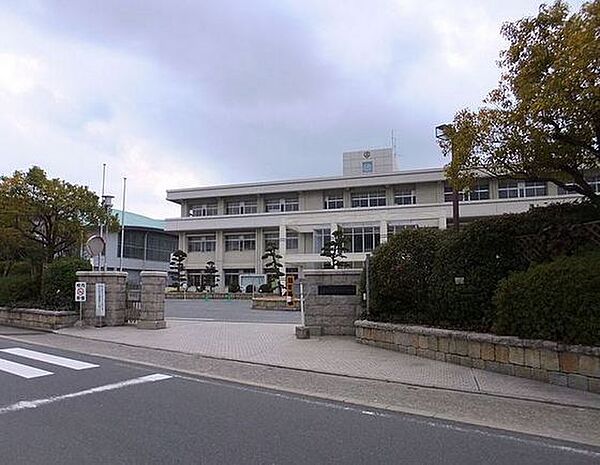 画像5:高校・高専「広島市立広島工業高校まで810ｍ」