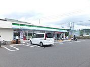 コンビニ「ファミリーマート大芝二丁目店まで193ｍ」