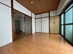 居間