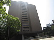 役所「広島市役所まで1257ｍ」