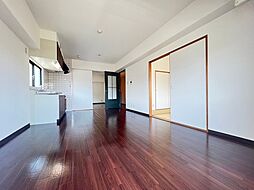 メゾン山田 5階2LDKのリビング/ダイニング