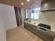 ※掲載写真は同マンション別部屋参考写真となります