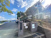 中学校「呉市立昭和中学校まで719ｍ」