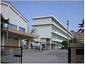 小学校「広島市立祇園小学校まで744ｍ」