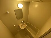 ※別号室の写真です
