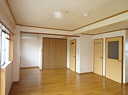 居間
