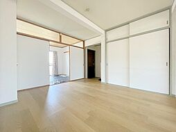 居間