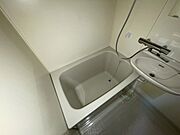 ※別の部屋の写真を使用しています。