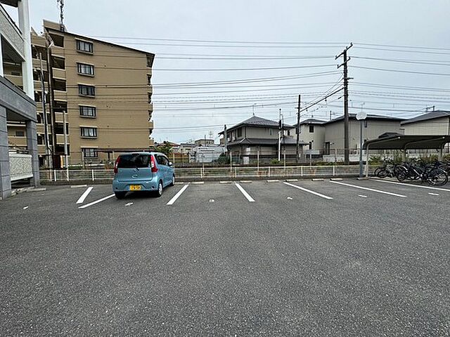 4 / 9