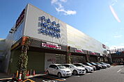 ドラックストア「メディコ21広島店まで266ｍ」
