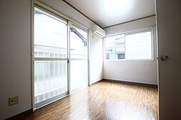 サンフレッチェ 2階1Kのリビング/ダイニング