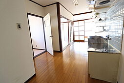 居間