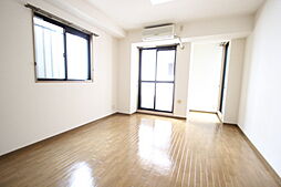 キャッスル大手町 5階1Kのリビング/ダイニング