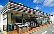 コンビニ「セブンイレブン東広島八本松米満店まで556ｍ」