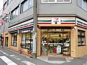 コンビニ「セブンイレブン広島横川駅北口店まで163ｍ」