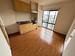 ディアス川内B棟 2階3LDKのリビング/ダイニング