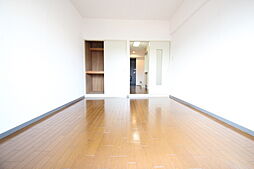 エルプエンテ 5階1Kのリビング/ダイニング