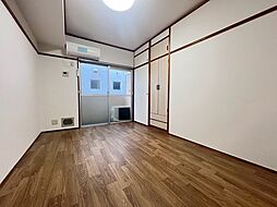 居間
