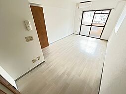 ＡＲＡＳＥ　ＢＬＤII 2階1Kのリビング/ダイニング