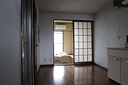 居間